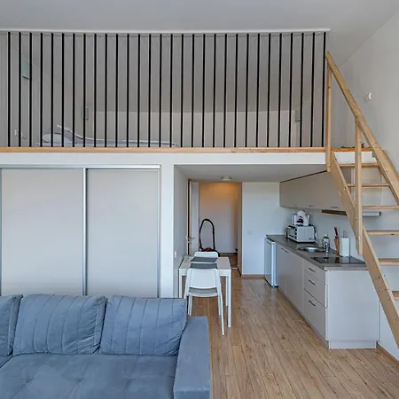 Appartamento New Town Loft With Air Conditioning By Polo *